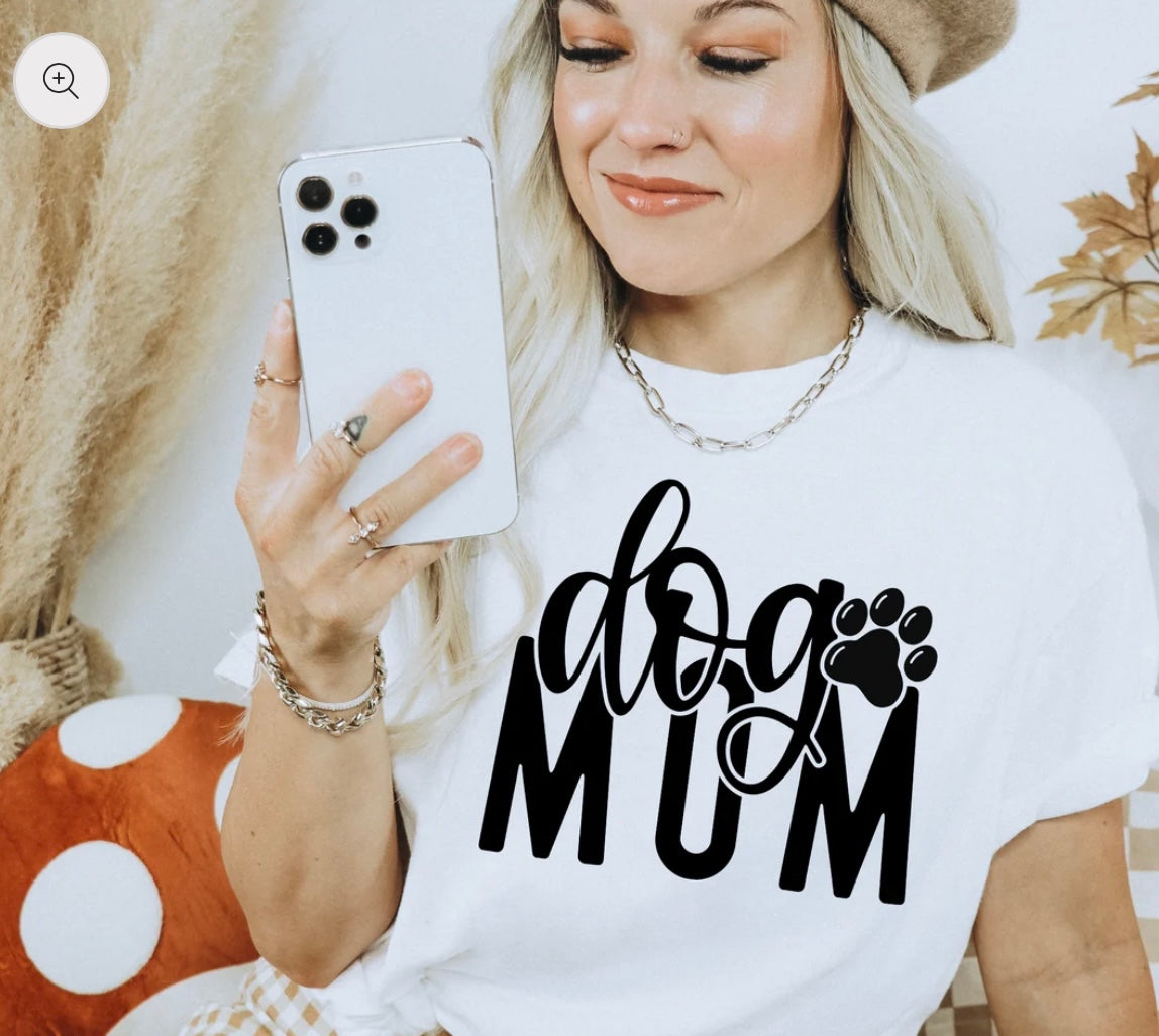 Dog Mom with Paw Print T-Shirt